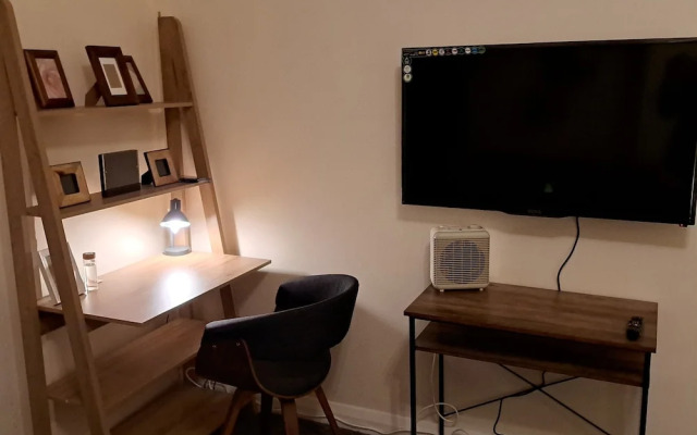 Family-friendly Studio Flat in Dagenham