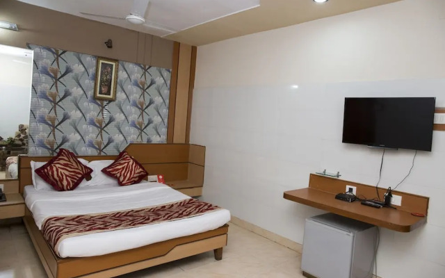 OYO 3501 Hotel Mahabir Galaxy