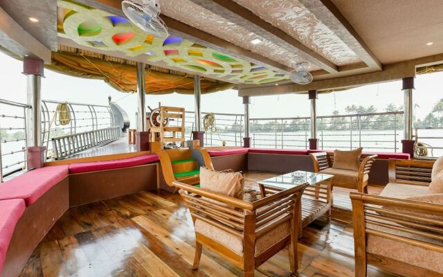 Oyo 24290 Houseboat Anugraha Deluxe