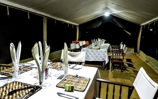 Serengeti Savannah Camps