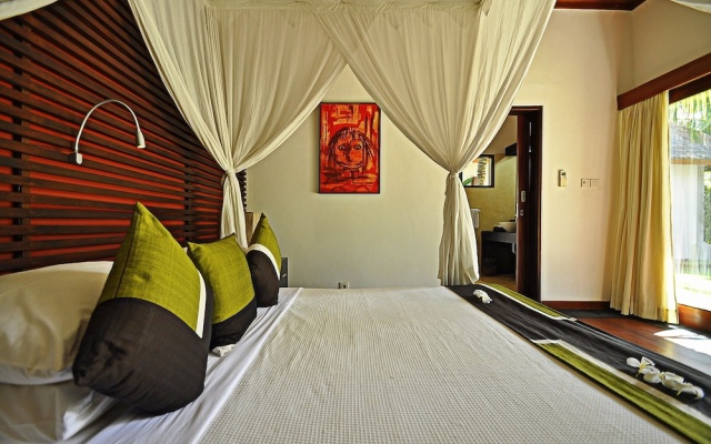 Two Bedrooms Villa With Private Pool, Large Landscape Garden and Kitchen – Guest Rooms – Candi Dasa