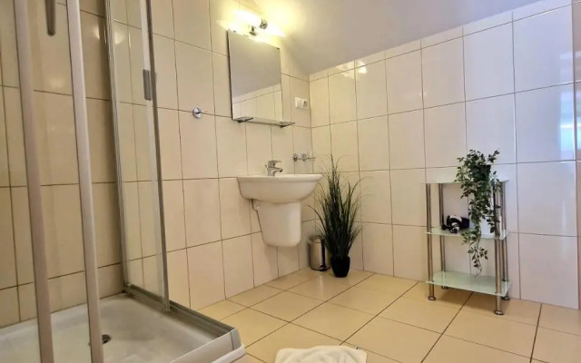 Pension/Apartments Kúria na Táloch