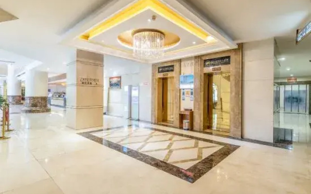 Jintan Square South Great Wall Hotel (Tongren Station Branch)