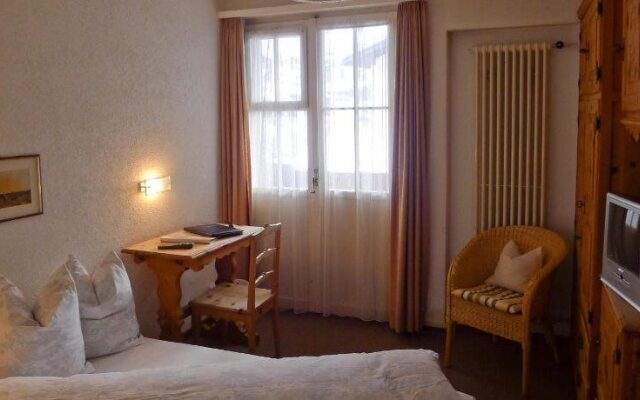 Hotel Romana