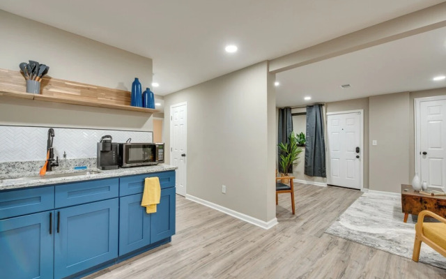 Atlanta Apartment w/ Grill: 7 Mi to Downtown!