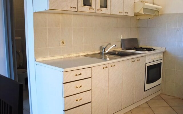 Apartments and Rooms Florijan