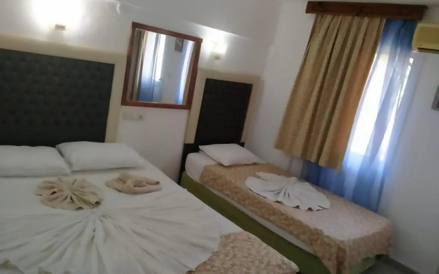 RED Hotel