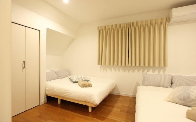 Shinjuku House Hotel