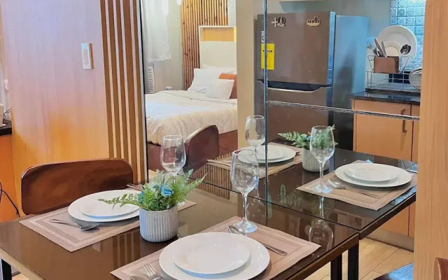 Room-simple, Modern & Cozy Condo in Lafa