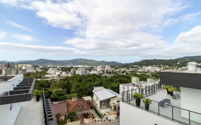 Sophistication and Comfort in Carvoeira Sre0201