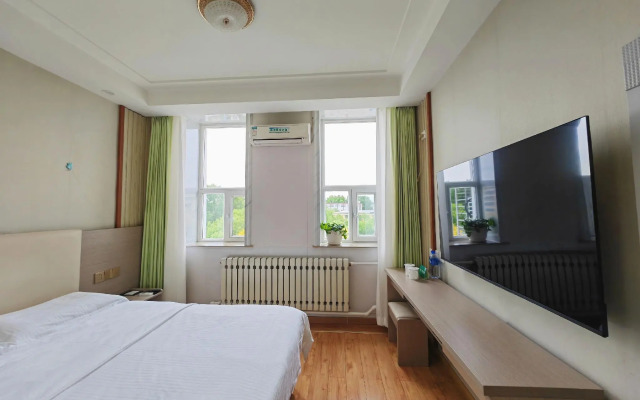 GreenTree Alliance Hulunbeier Zhalantun Railway Station Hotel