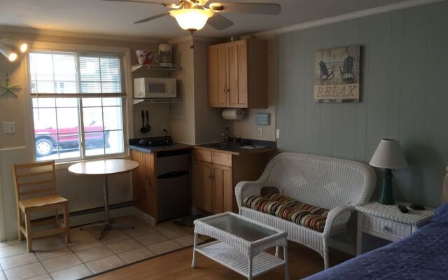 Sandcastle Inn & Motel