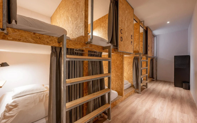 Light Hostel Hualien