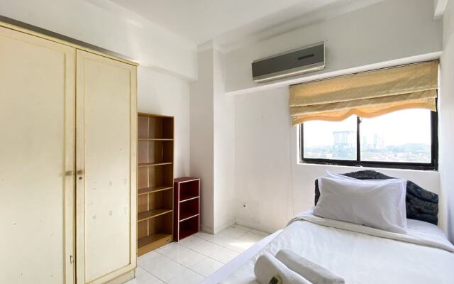 Comfort 2Br At Bona Vista Apartment