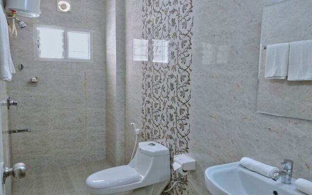 OYO 10026 Hotel Kings Suites