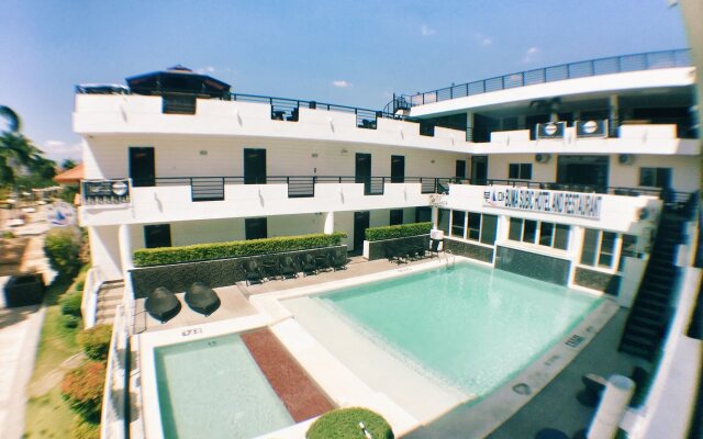 Subic Bay Travelers Hotel & Event Center