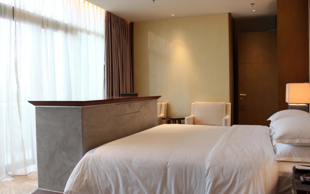 Sheraton Bailuhu Resort, Huizhou