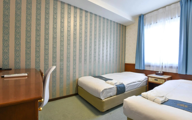 New Osaka Hotel Shinsaibashi