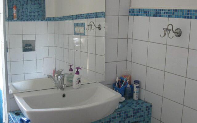Hostel Izba
