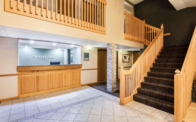SureStay Plus Hotel by Best Western Litchfield