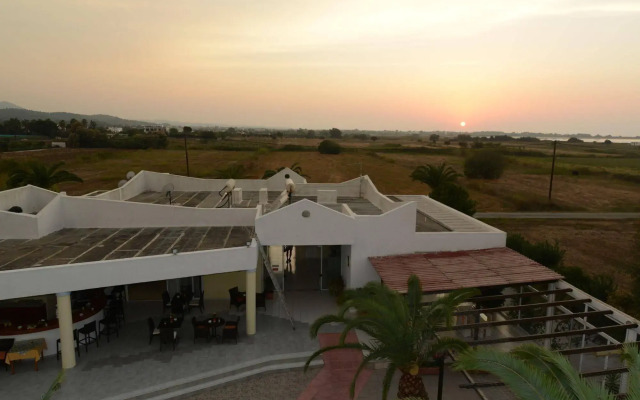 Golden Star Hotel - Adults Only (+16)