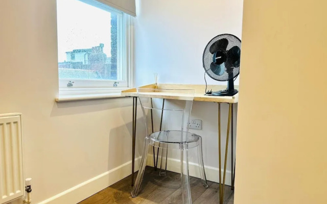 Spacious 2 Bedroom Apartment in Margate
