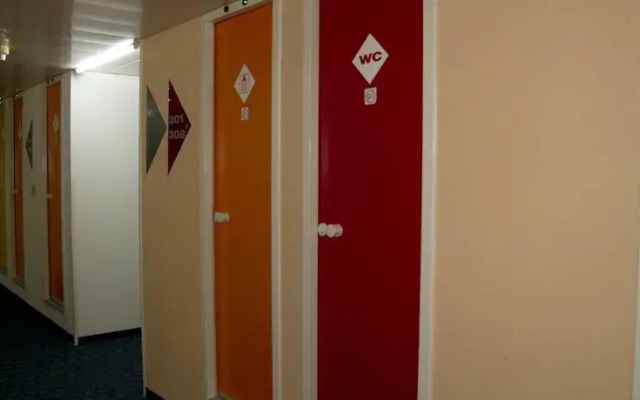 PolHotel