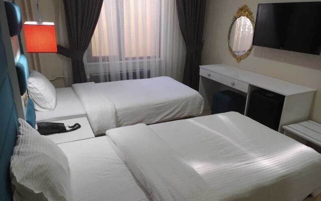 Athena Life Hotel