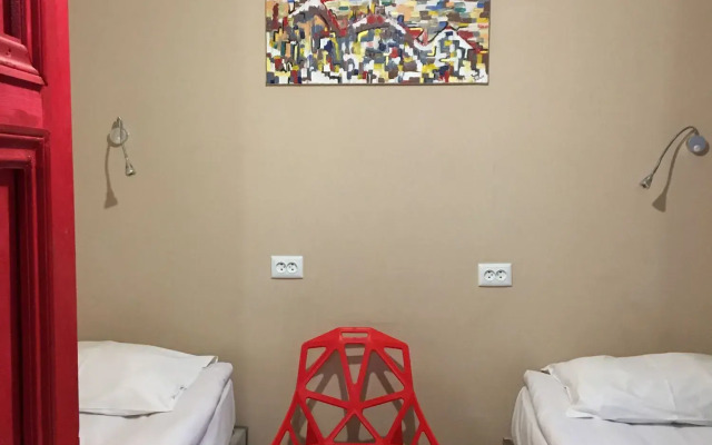 Отель Check Point