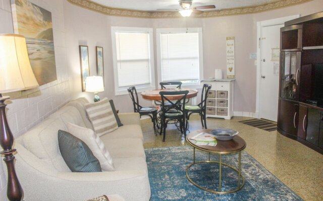 Terrace Park Suites Old Northeast by Tech Travel