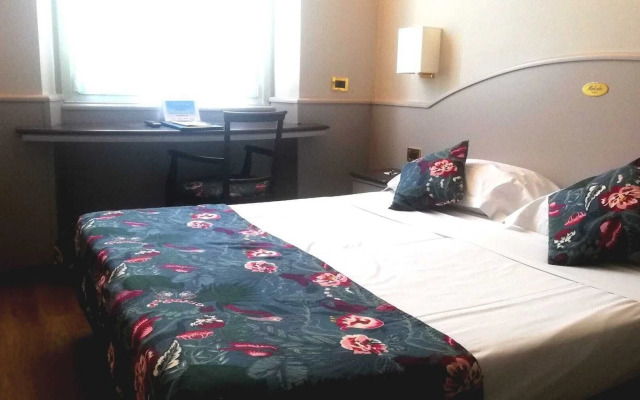 Mokinba Hotels Montebianco