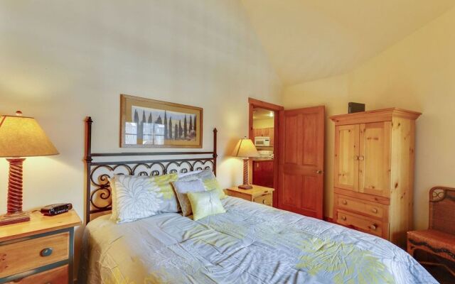 Expedition Station #8623 by Book by Owner