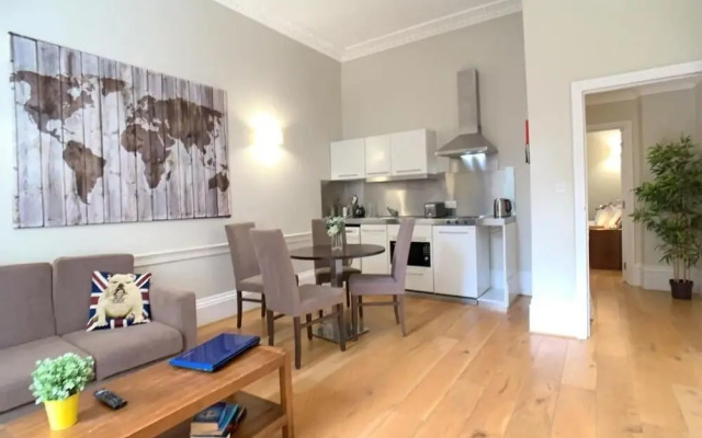 Queen Victoria Apartments