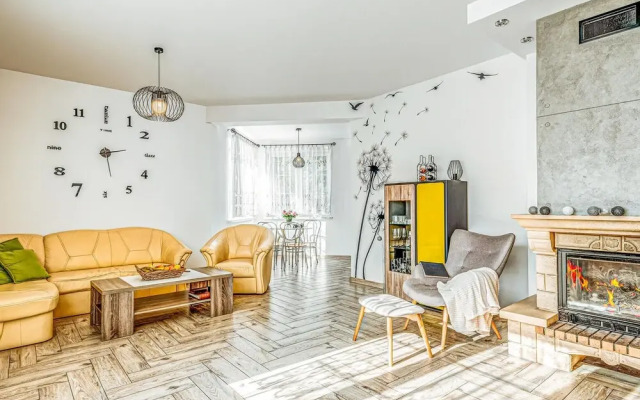 Awesome Home in Grzybowo With 5 Bedrooms and Wifi