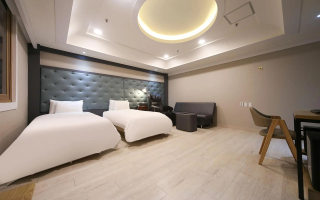 CNN Hotel