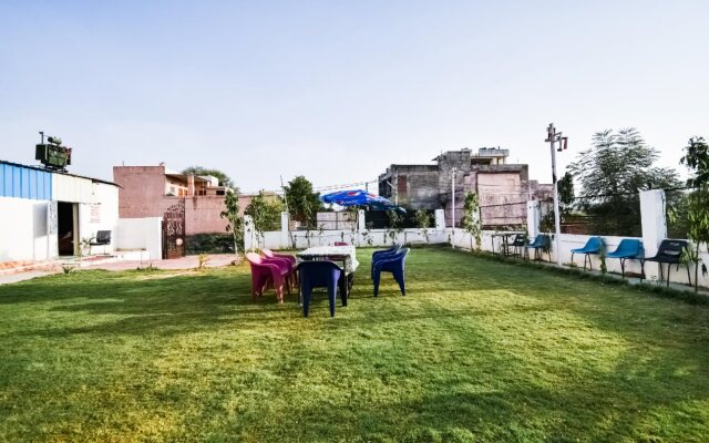 Hotel Raj Niwas by OYO Rooms