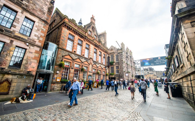 Famous House, 1 minute From Edinburgh Castle