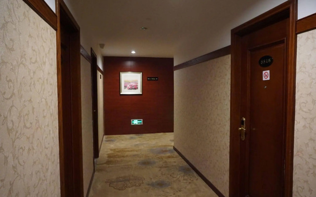 Nanjing Zhiminzhuang Theme Hotel