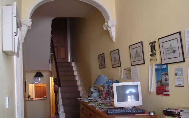 Harrington House Hostel