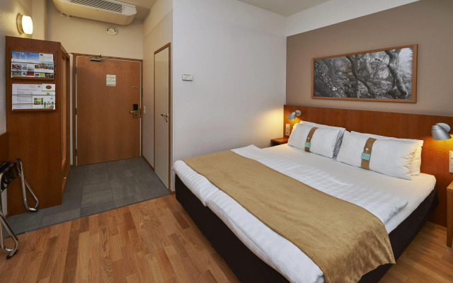 Holiday Inn Helsinki - Vantaa Airport by IHG