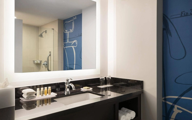 The Baronette Renaissance Detroit-Novi Hotel