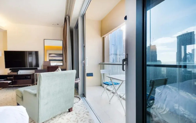 Comfy Studio at The Address Dubai Mall