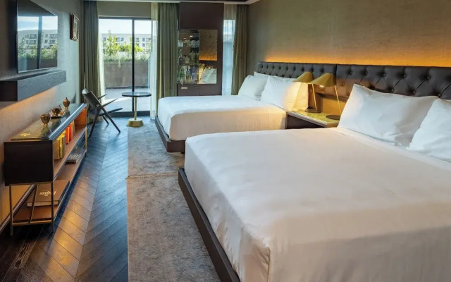 Whisky Hotel