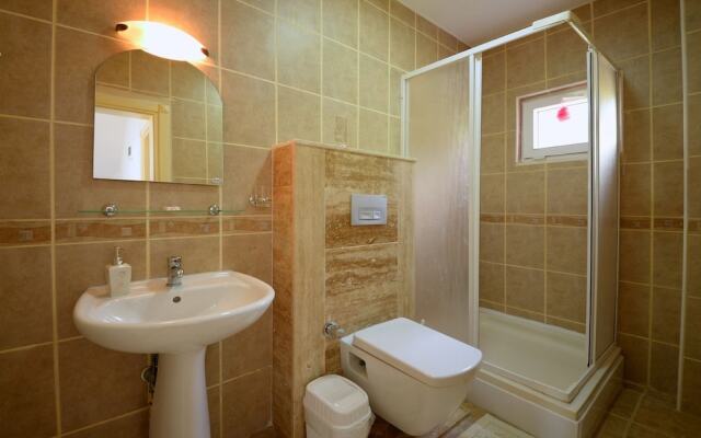 Villa Muge by Akdenizvillam