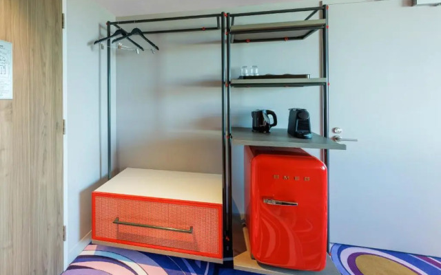 Adge Hotel & Residence