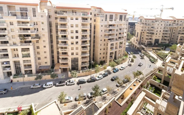 Stylish 1 Bedrooms Parking At City Gate