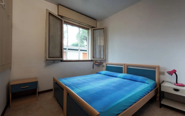 Luminous Flat in Bibione With Garden