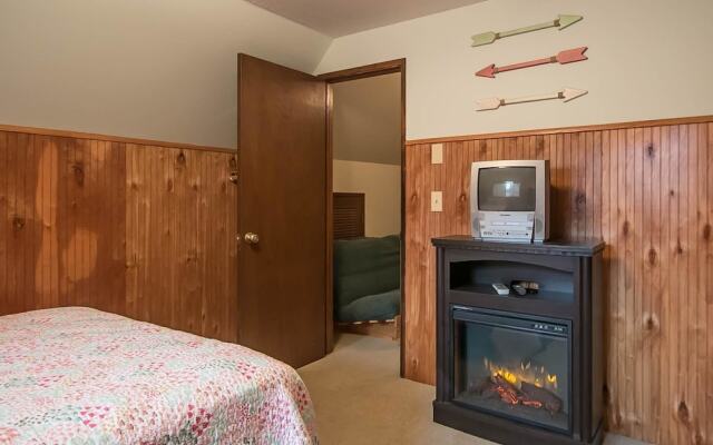 Ole' Berg's Den in Lake Wenatchee