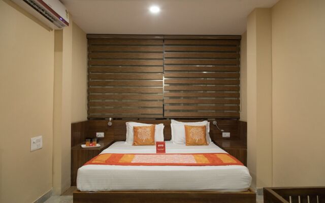 OYO 10023 Hotel Satya