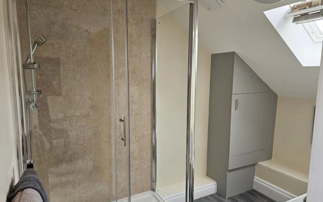 Lovely 1-bed Loft in Newport